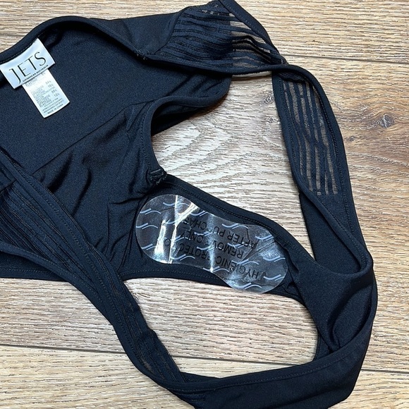 NWOT Jets Australia Black Bikini Bottom Size 12US - Picture 7 of 7